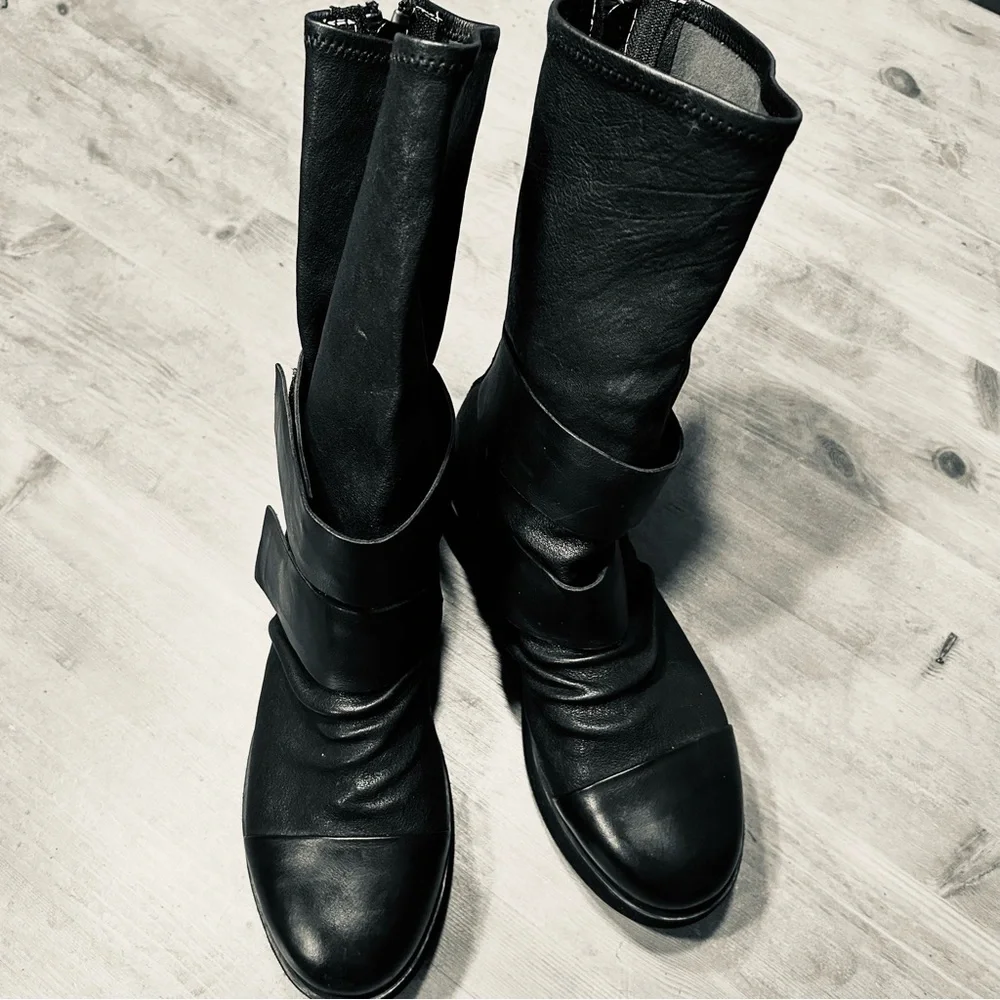PURO Secret Black Platform Boots (approximate size women’s 9.5)